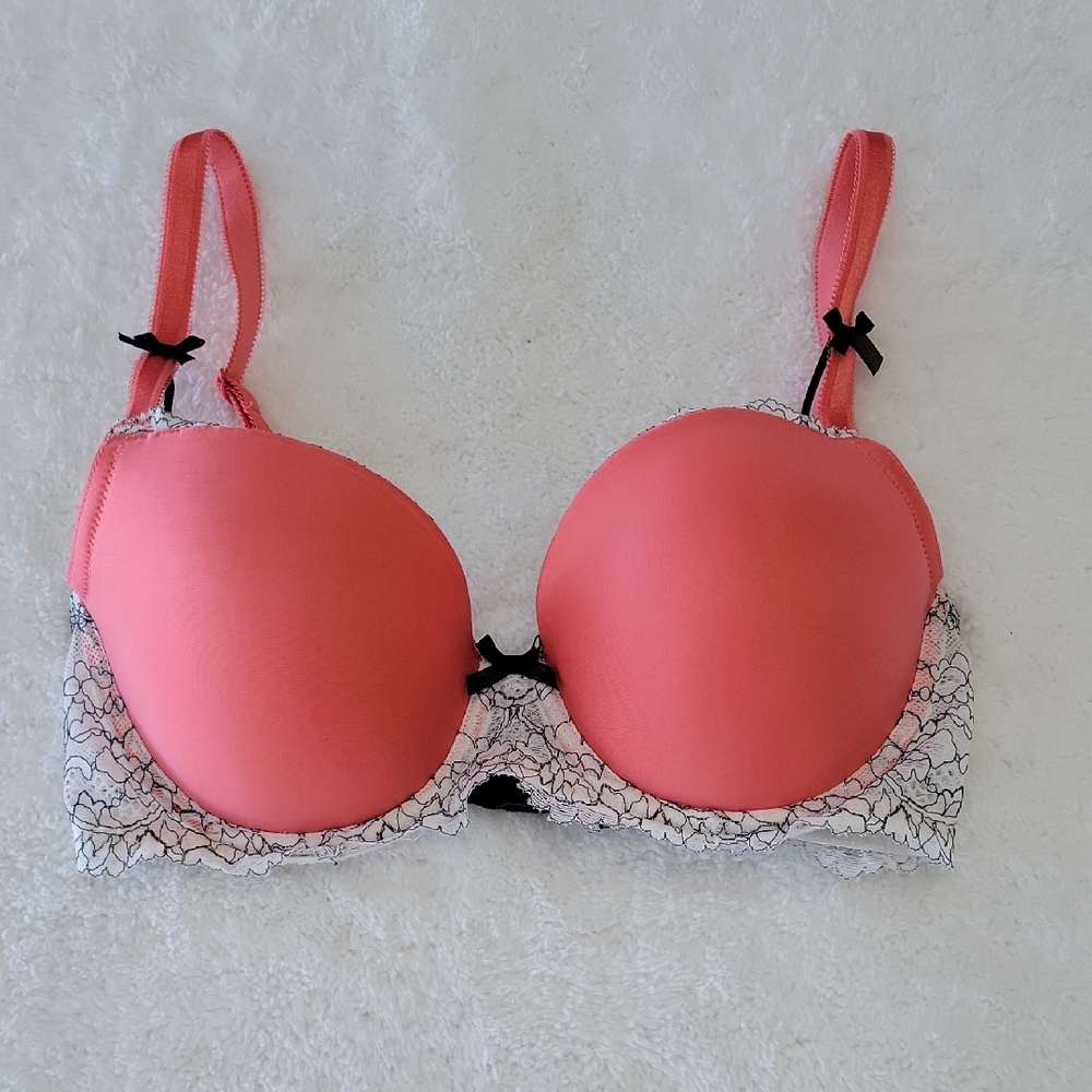 Victoria's Secret Dream Angels Coral Lined Demi Bra In 34D NWOT